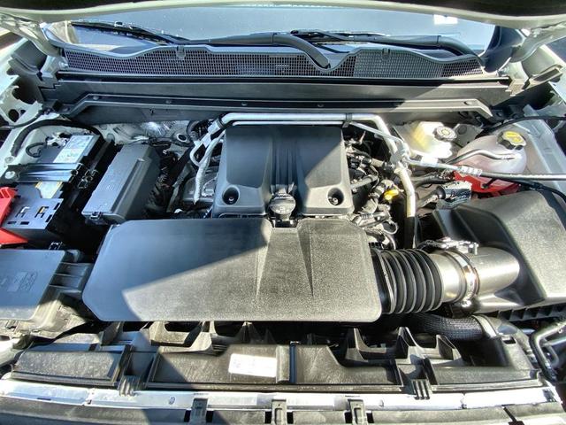Photo of 2024 Summit White GMC Canyon