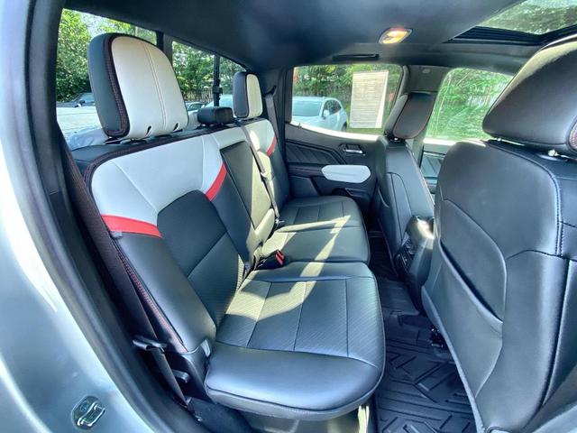 Photo of 2024 Summit White GMC Canyon