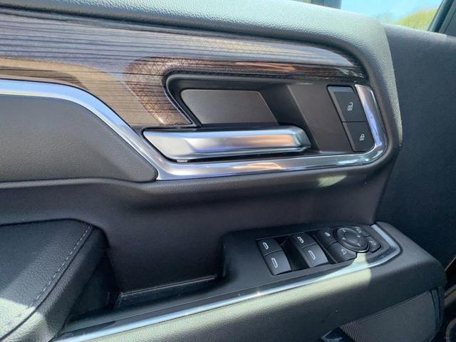 Photo of 2024 Black Chevrolet Silverado 2500