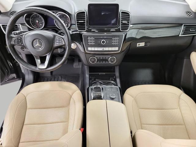 Photo of 2018 Black Mercedes-Benz GLE 350