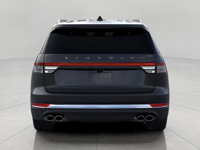 Photo of 2025 Infinite Black Metallic Clearcoat Lincoln Aviator