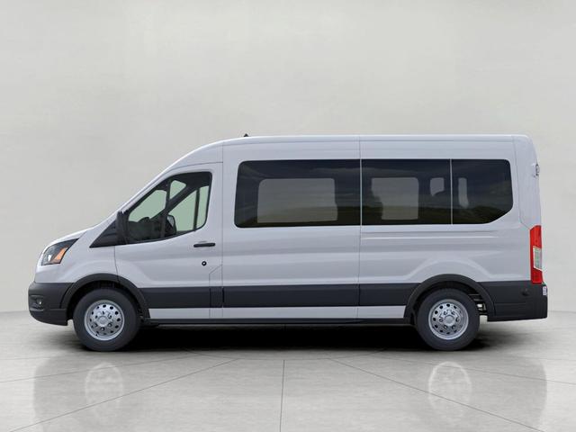 Photo of 2025 Oxford White Ford Transit-350