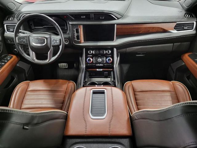 Photo of 2023 RED METALLIC GMC Yukon XL
