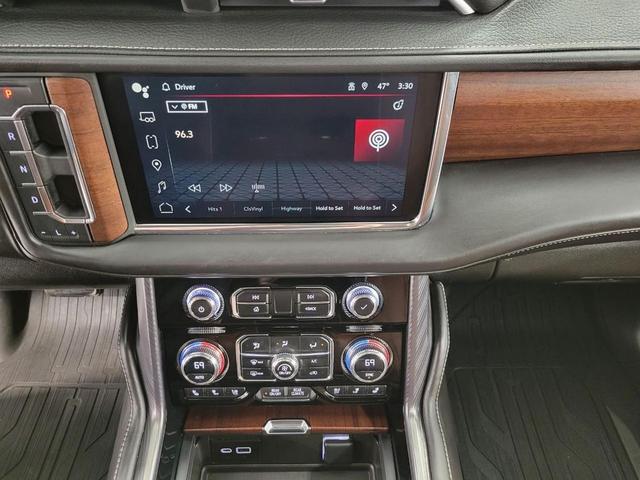 Photo of 2023 RED METALLIC GMC Yukon XL