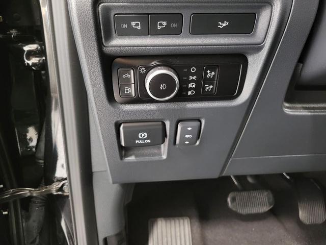 Photo of 2023 Agate Black Metallic Ford F-150