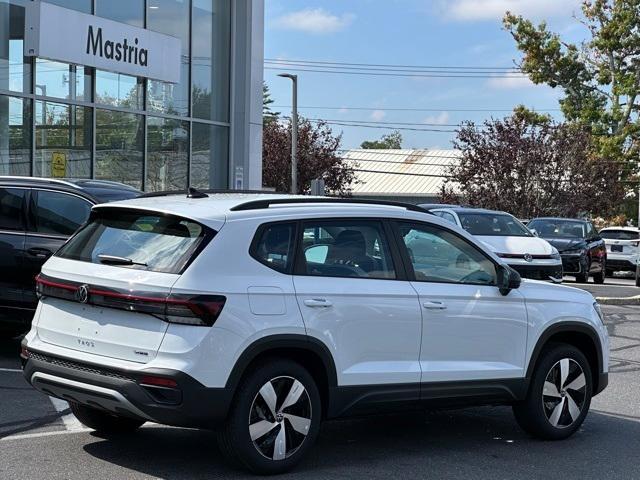 Photo of 2025 Pure White Volkswagen Taos
