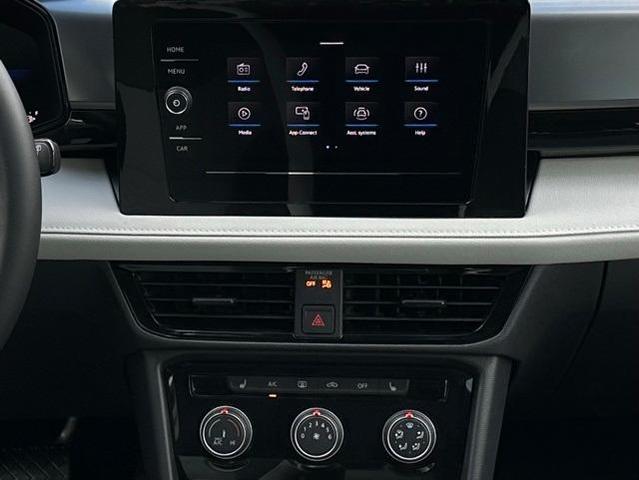 Photo of 2025 Pure White Volkswagen Taos