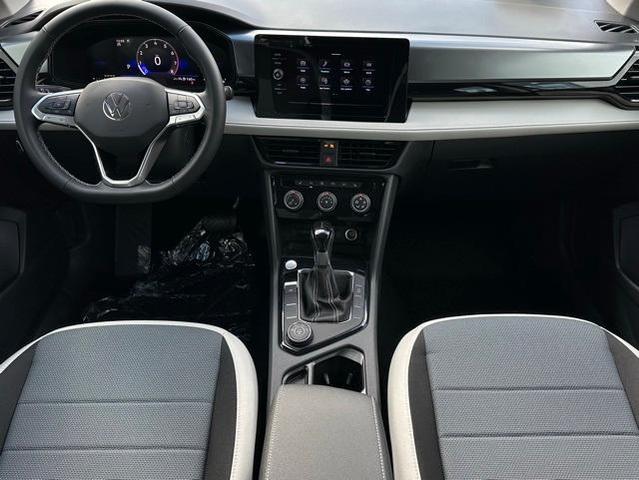 Photo of 2025 Pure White Volkswagen Taos
