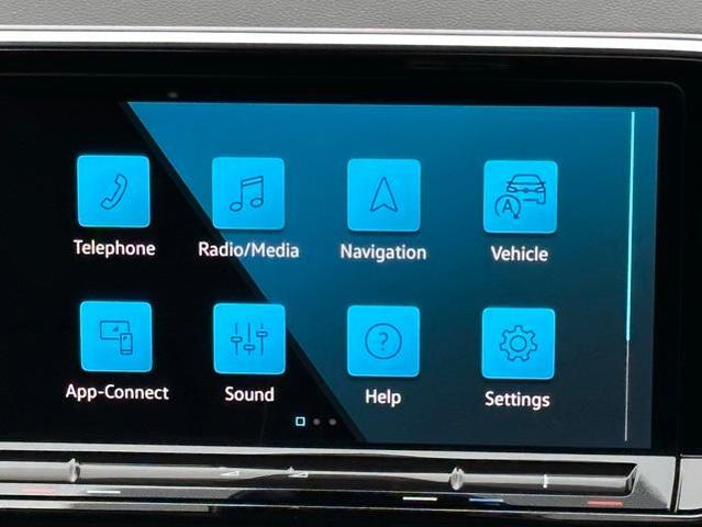 Photo of 2024 Red Metallic Volkswagen Atlas