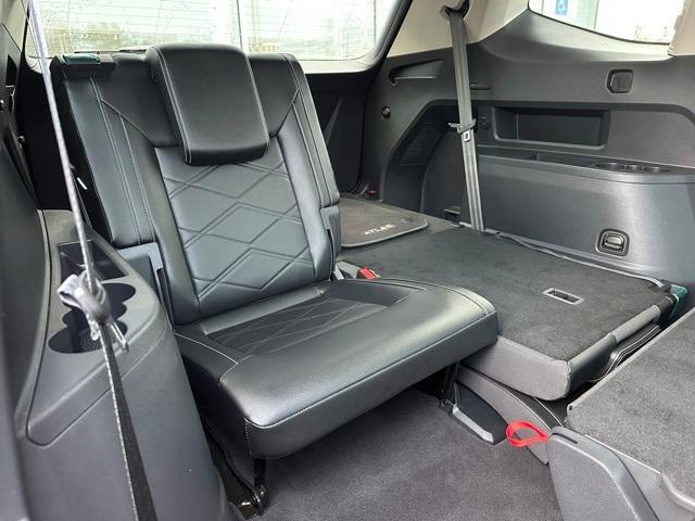 Photo of 2024 Red Metallic Volkswagen Atlas
