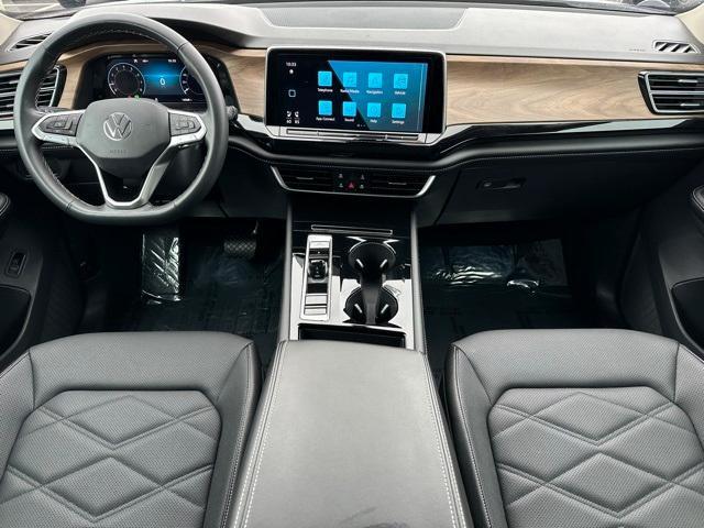 Photo of 2024 Red Metallic Volkswagen Atlas