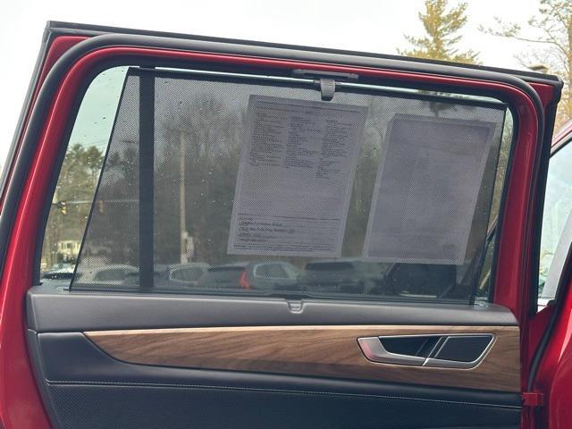 Photo of 2024 Red Metallic Volkswagen Atlas
