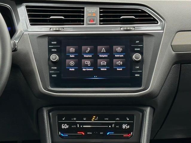 Photo of 2023 Platinum Gray Metallic Volkswagen Tiguan