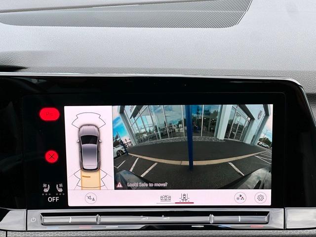 Photo of 2022 Deep Black Pearl Effect Volkswagen Golf GTI