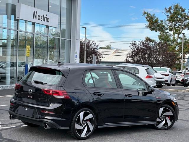 Photo of 2022 Deep Black Pearl Effect Volkswagen Golf GTI