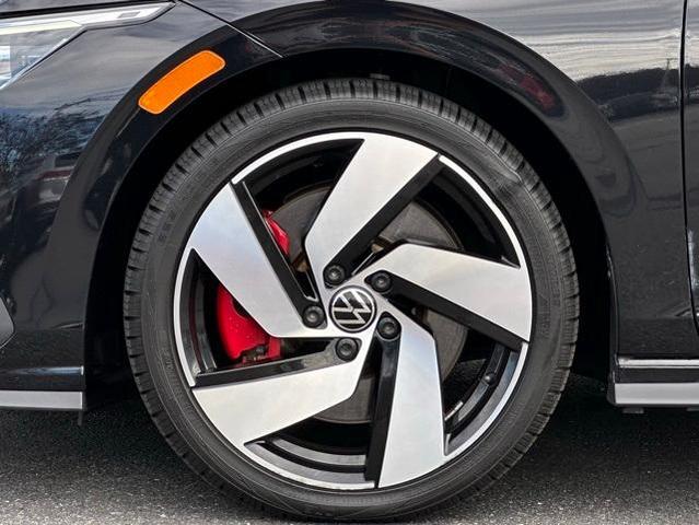 Photo of 2022 Deep Black Pearl Effect Volkswagen Golf GTI