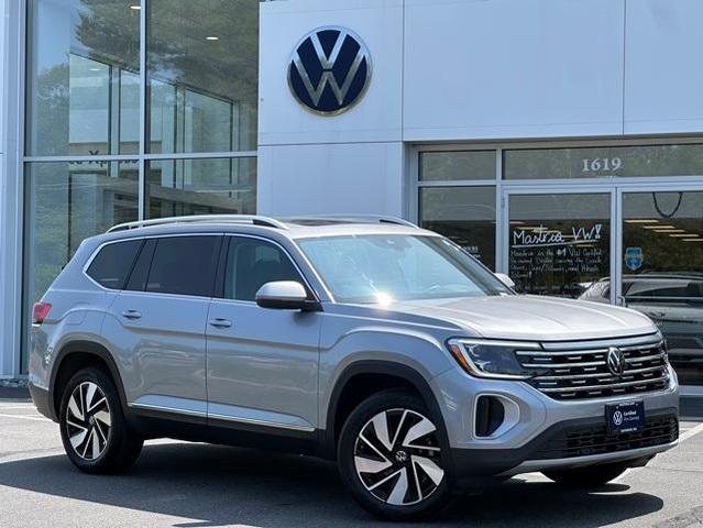 Photo of 2024 Silver Bird Metallic Volkswagen Atlas