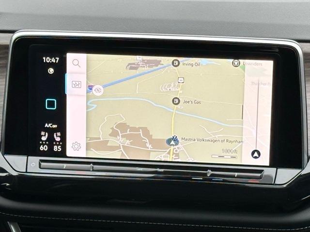 Photo of 2024 Silver Bird Metallic Volkswagen Atlas