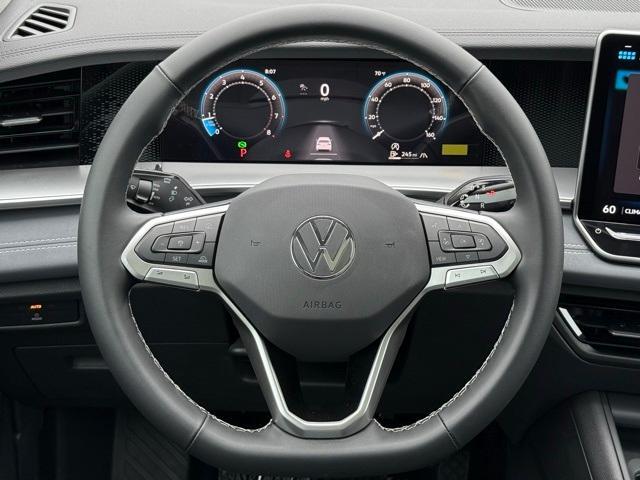 Photo of 2025 Pure White Volkswagen Tiguan