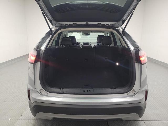 Photo of 2023 Iconic Silver Metallic Ford Edge