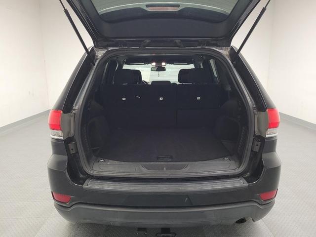 Photo of 2015 Brilliant Black Crystal Pearlcoat Jeep Grand Cherokee