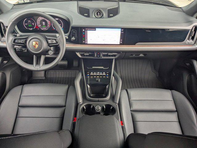 Photo of 2025 Chromite Black Metallic Porsche Cayenne