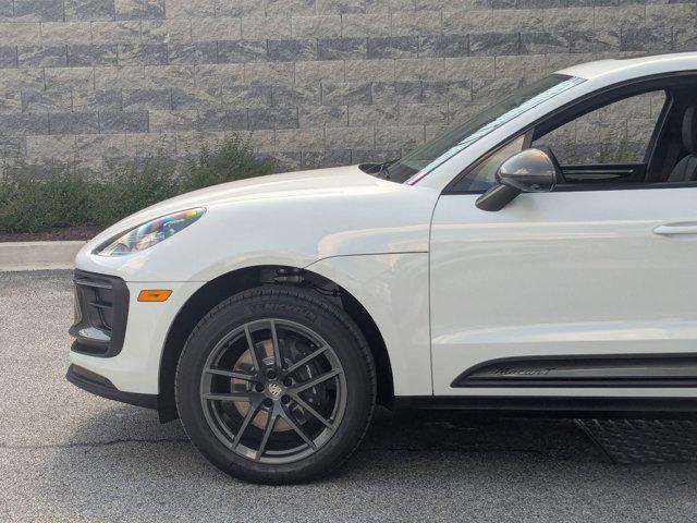 Photo of 2025 White Porsche Macan