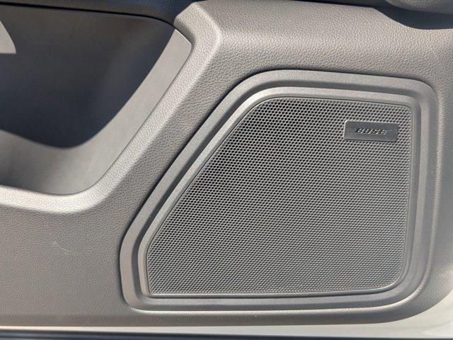 Photo of 2025 White Porsche Macan