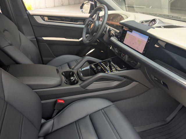 Photo of 2025 Chromite Black Metallic Porsche Cayenne