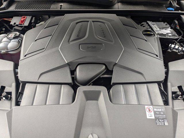 Photo of 2025 Chromite Black Metallic Porsche Cayenne