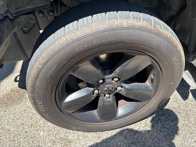 Photo of 2019 Black Clearcoat RAM 1500