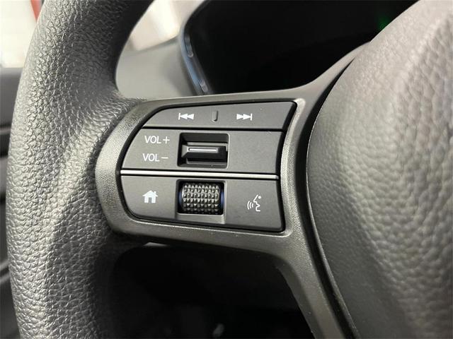 Photo of 2026 Platinum White Honda CR-V