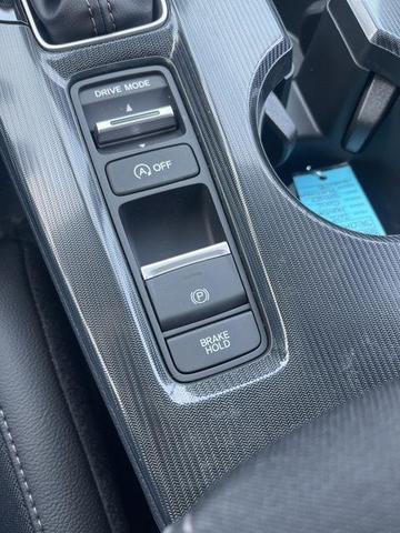 Photo of 2025 Platinum Honda Civic