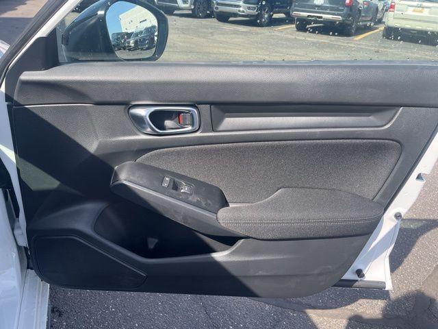 Photo of 2025 Platinum Honda Civic