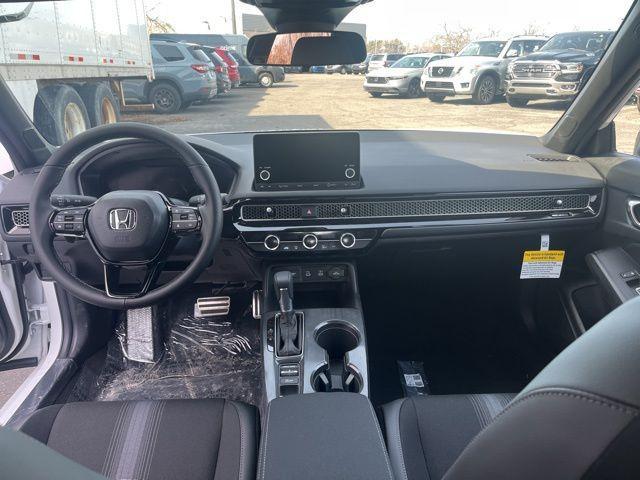 Photo of 2025 Platinum Honda Civic