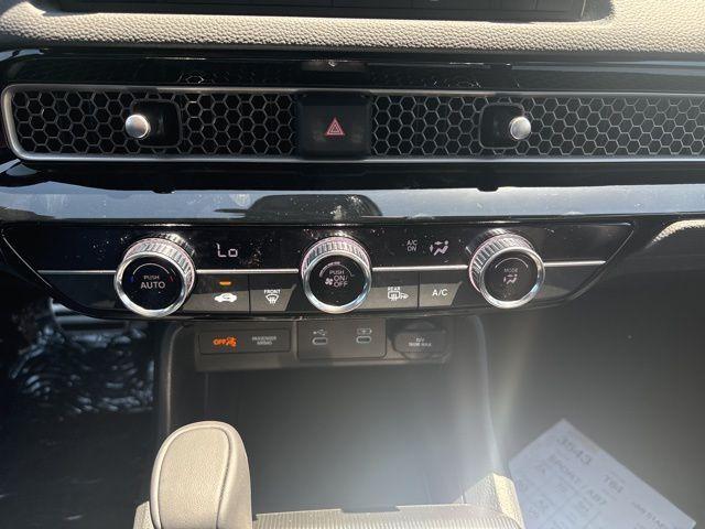 Photo of 2025 Sand Dune Honda Civic