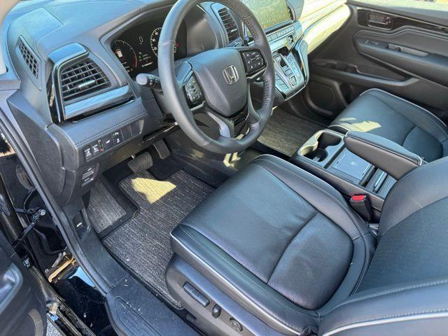 Photo of 2025 Celestial Blue Metallic Honda Odyssey