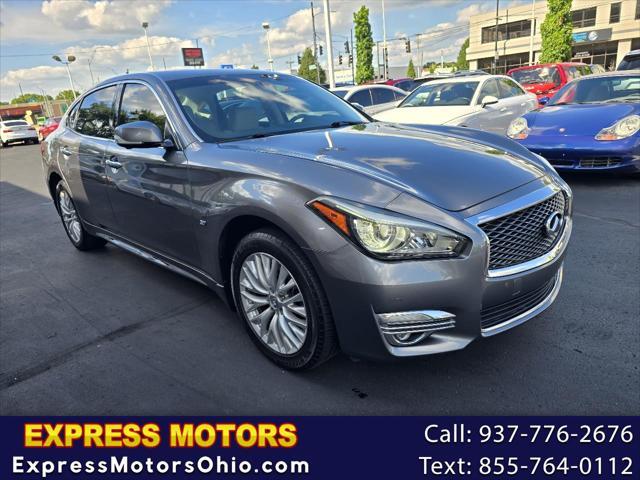 2015 Infiniti Q70L