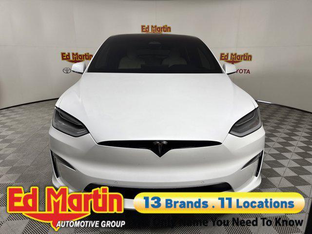 Photo of 2022 Pearl White Multi-Coat Tesla Model X