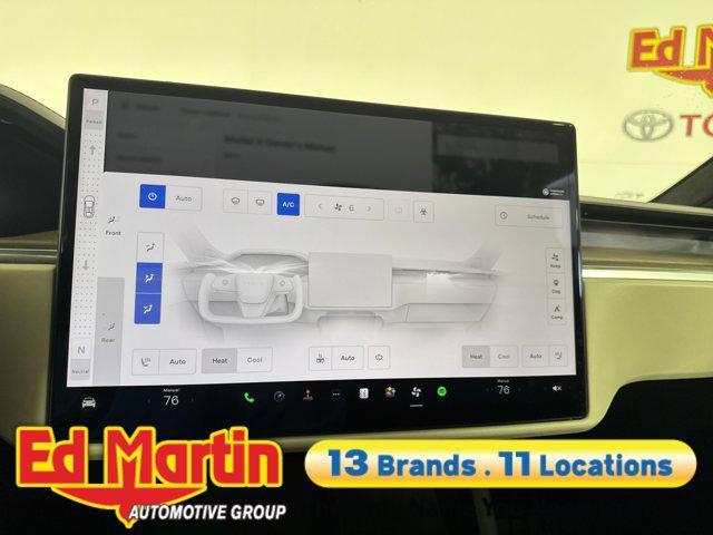 Photo of 2022 Pearl White Multi-Coat Tesla Model X