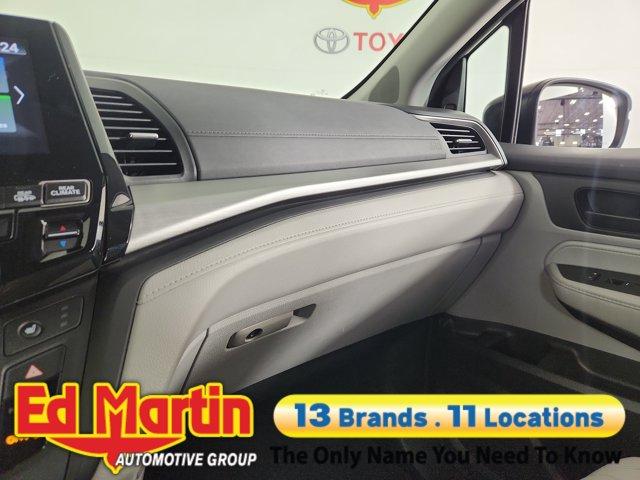 Photo of 2019 Crystal Black Pearl Honda Odyssey