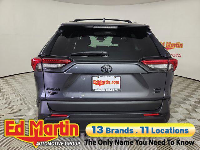 Photo of 2025 Magnetic Gray Metallic Toyota RAV4