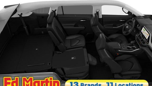 Photo of 2025 Wind Chill Pearl Toyota Highlander