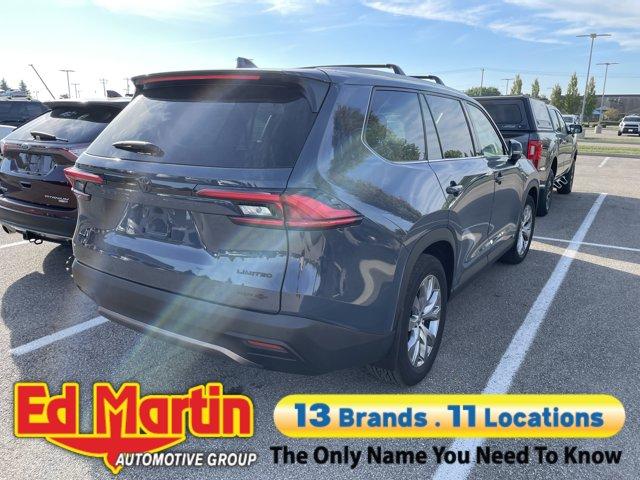 Photo of 2024 Cloud Toyota Grand Highlander