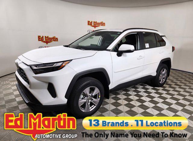 Photo of 2025 Ice Cap Toyota RAV4