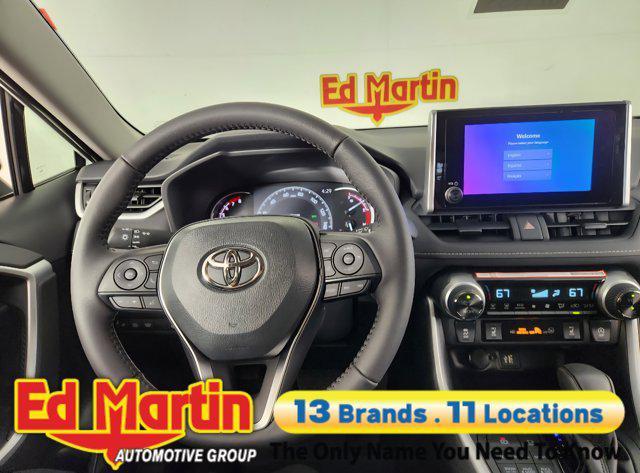 Photo of 2025 Ice Cap Toyota RAV4