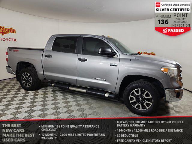 Photo of 2017 Silver Sky Metallic Toyota Tundra