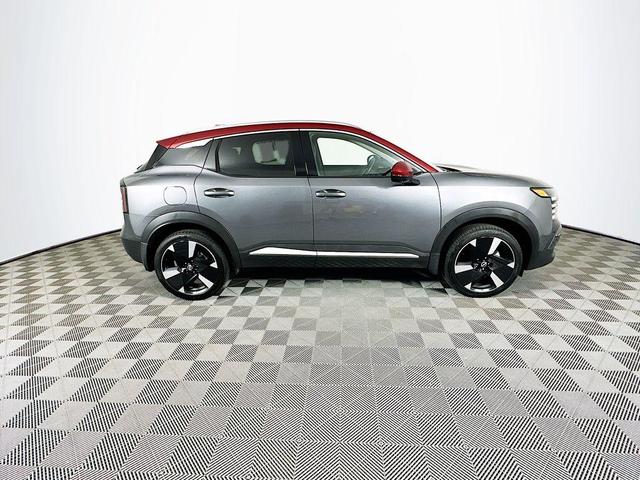 Photo of 2025 2t Gun Red Roof Nissan Kicks