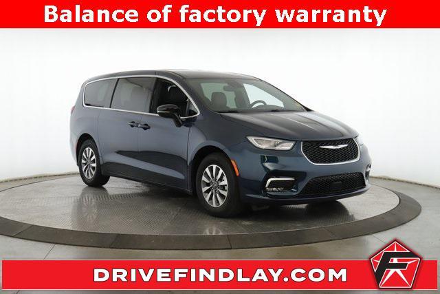 2025 Chrysler Pacifica Hybrid