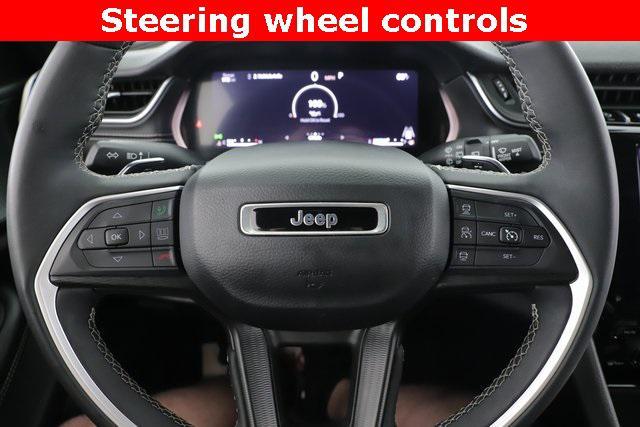 Photo of 2023 Bright White Clearcoat Jeep Grand Cherokee L